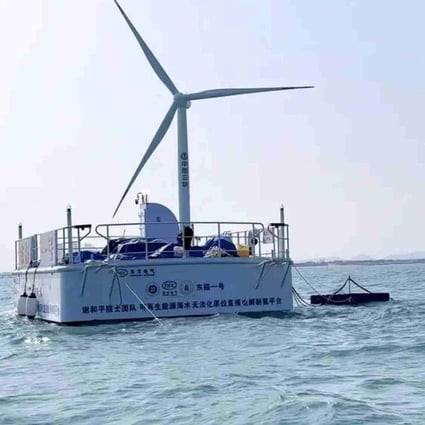 Solar And Wind Power on Boats: Harnessing Natural Energy