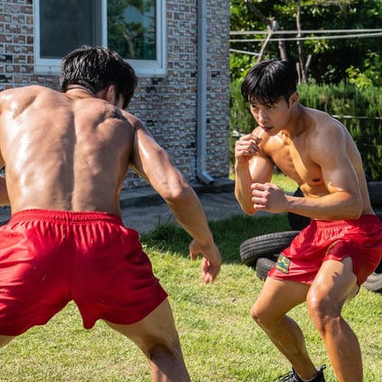 Netflix K-drama review: Bloodhounds – Woo Do-hwan, Lee Sang-yi lead