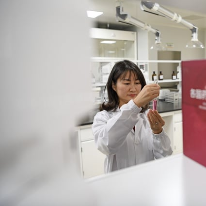 Chinese scientists are calling for a bigger say over research funding. Photo: Xinhua