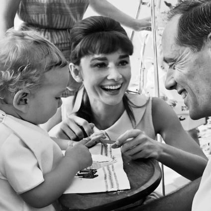 Audrey Hepburn Exhibition By Famed Us Photographer Bob Willoughby Debuts In Hong Kong South China Morning Post Get all the details on mel ferrer, watch interviews and videos, and see what else bing knows. audrey hepburn exhibition by famed us