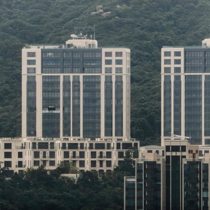 Mount Nicholson on The Peak, one of Hong Kong’s most exclusive addresses. The city’s luxury home prices edged up just 0.3 per cent in the first quarter. Photo: AFP