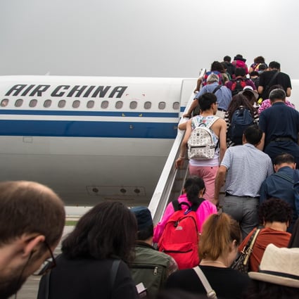 When it comes to air rage and unruly passengers, Westerners are more often drunk, and Asians are normally more tolerant; Chinese passengers are a special case. Photo: Alamy