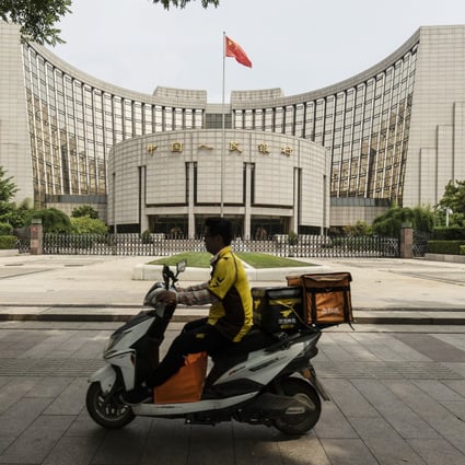 The Chinese government has scaled back efforts at curbing debt levels, instead turning to infrastructure investment and consumer spending as a means of encouraging growth, with the policies enjoying popular support among many scholars. Photo: Bloomberg