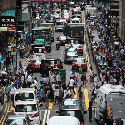 According to government figures, the annual average daily traffic entering and leaving the Central core district has increased from 463,000 vehicles in 2003 to 503,400 in 2017. Photo: Jonathan Wong