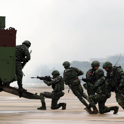 Taiwanese troops during a military drill in October 2018. Photo: EPA-EFE