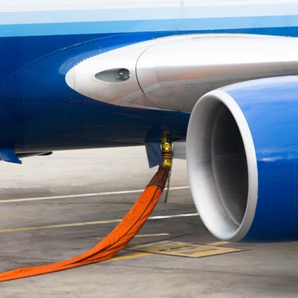 Super-fuel for military aircraft costs nearly 10 times as much as ordinary jet fuel for commercial planes. Photo: Shutterstock