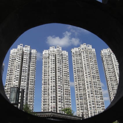 The turnover at Kingswood Villas in Tin Shui Wai has plunged by more than 90 per cent from 14 transactions to just one last week, according to Midland Realty. Photo: Edward Wong