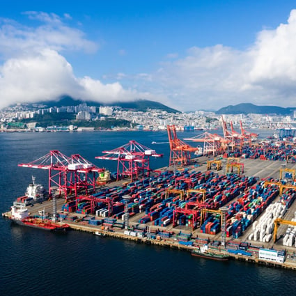 Shipping containers at South Korea’s Busan Port Terminal. A trade dispute between South Korea and Japan could affect talks between 16 countries in Beijing in the latest round of negotiations for a Regional Comprehensive Economic Partnership (RCEP). Photo: Bloomberg