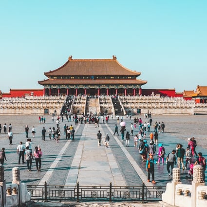 Mainland Chinese tourists love to travel and now spend more on holidays than those from any other country, according to a new survey by Get Going Insurance.
