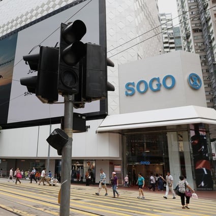 A broken traffic light in Causeway Bay, a day after protests in the popular shopping district. Photo: Nora Tam