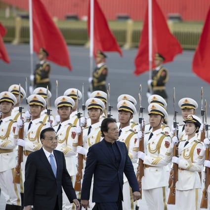 Chinese Premier Li Keqiang and Pakistan’s Prime Minister Imran Khan pictured during a welcome ceremony in Beijing. Photo: AP