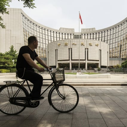 Market observers believe the People’s Bank of China (PBOC) will refrain from following the US Federal Reserve in cutting interest rates. Photo: Bloomberg