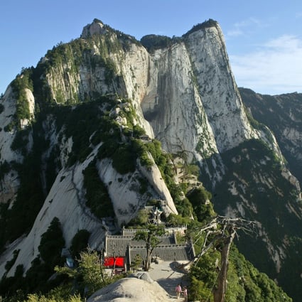 The western peak of Huashan in China’s Shaanxi province, where a woman fell to her death. Photo: Alamy
