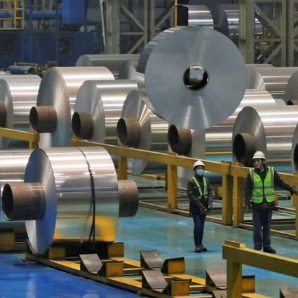 Trade related industries, such as chemicals, paper, and car parts, all posted double-digit profit declines in October, while industries that contribute to infrastructure construction projects had profits that more than doubled over the last year, ING economists said in a note. Photo: Reuters