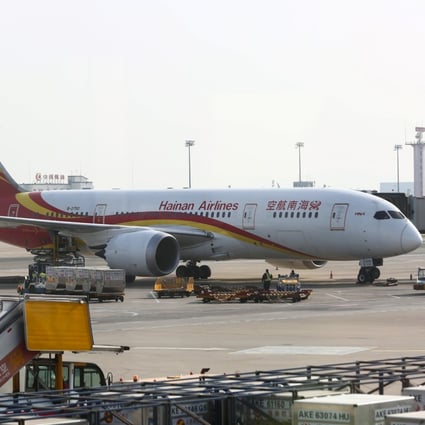 Chinese Pilot Turns Plane Round On Runway To Let Bereaved Couple Leave Flight South China Morning Post