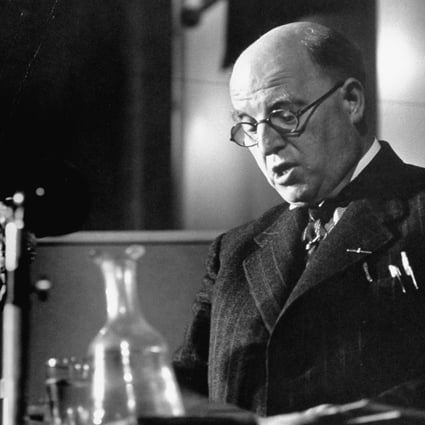 Denis Pritt speaks at the communist-inspired Paris Peace Congress, in 1949. Photo: Getty Images