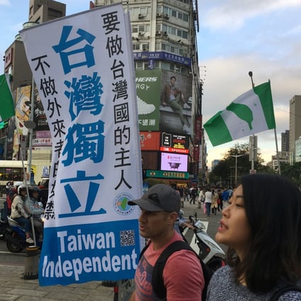 Pro-independence flags on display in Taipei. Photo: Reuters
