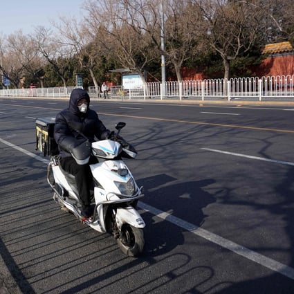 China S Us 2 3 Trillion Property Sector Tries Out Vr Amid Coronavirus Scare Online Food Deliveries Health Care Set For Long Term Boost South China Morning Post Stare at a random person with a serious face and follow. china s us 2 3 trillion property sector