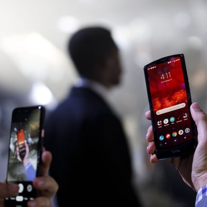 In 2019 Motorola brought back the Razr flip phone 15 years after it first debuted, rebooting it as a foldable smartphone that would once again pit the company against Apple and Samsung. Photo: Bloomberg