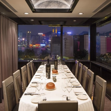 Morton’s of Chicago Hong Kong’s private dining room with gorgeous views. Photos: handouts
