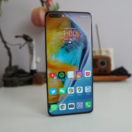 The Huawei P40 Pro has a 6.6-inch OLED screen that curves on all four sides. Huawei calls this the overflow display. Photo: Ben Sin
