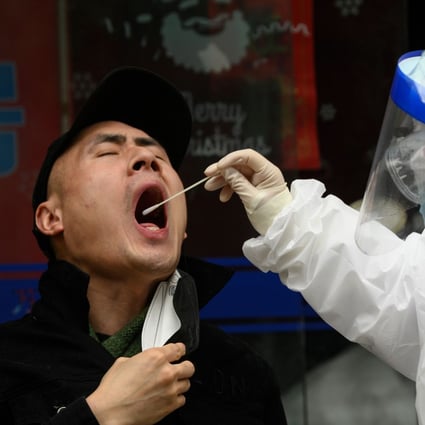 The new coronavirus appears to replicate rapidly in the throat, a German study has found. Photo: AFP