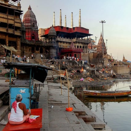 Manikarnika Ghat on the banks of the Ganges river during India’s government-imposed lockdown. Photo: AFP