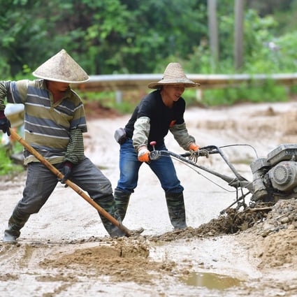 China’s vast population of rural migrant workers are some of the nation’s most economically vulnerable. Photo: Xinhua