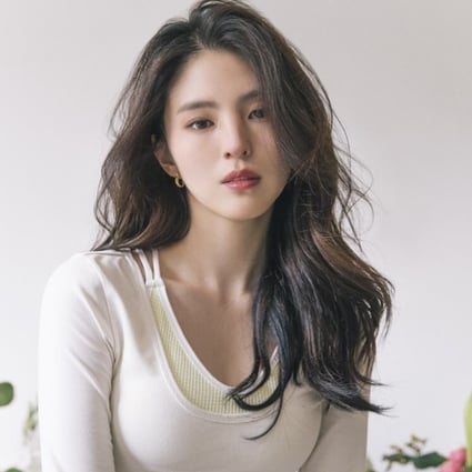 Watch as Han So-hee – a fresh-faced, 25-year-old from Ulsan, South Korea – takes on new-found fame due to her role as the plucky mistress from hit drama, The World of the Married. Photo: xeesoxee.fanpage/Instagram