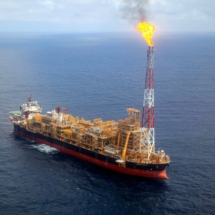 The oil price crash severely cut Angola’s revenue and raised concerns over its ability to repay its loans. Photo: Reuters