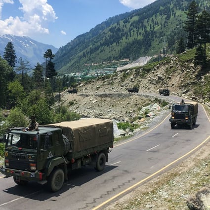 An Indian army convoy makes way towards Leh, bordering China, on June 17, 2020. Fighting broke out between Indian and Chinese soldiers in a skirmish on Monday. Photo: AFP