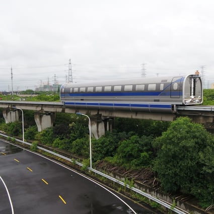 A prototype magnetic-levitation train manufactured by CRRC Qingdao Sifang Co. during a trial-run on a maglev test line in Shanghai on June 21. (Picture: Xinhua)