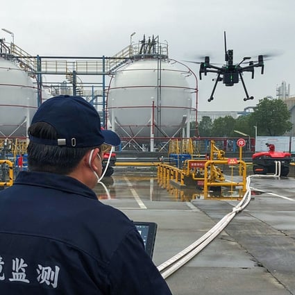 An inspector checks air quality with the help of a drone equipped with the Sniffer4D sensor. Photo: Handout