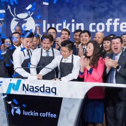 Luckin Coffee’s team in New York during the company’s trading debut on the Nasdaq on May 16, 2019. Photo: finance.china.com.cn