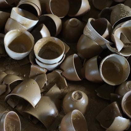 Some of Yu Ciqiong’s porcelain wares after the floodwaters receded. Photo: Tom Wang