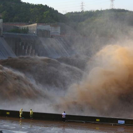 The Xiaolangdi Dam releases floodwaters in Jiyuan, Henan province on July 6. Heavy rains have wreaked havoc across China. Photo: Zuma Press/DPA
