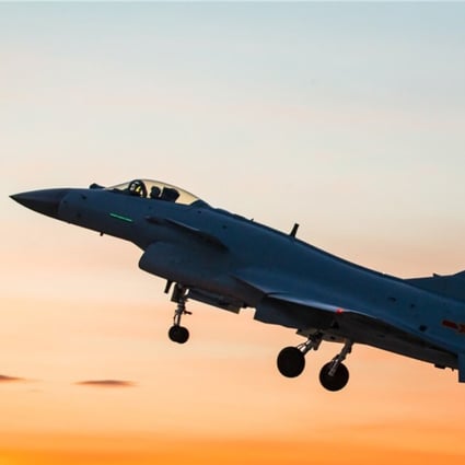 A J-10 fighter jet. Taiwan says Chinese J-10 and J-11 aircraft crossed the midway line of the Taiwan Strait on Monday, the same day Taiwanese leaders met US health secretary Alex Azar during his controversial visit.