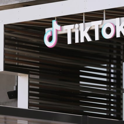 The TikTok logo is displayed outside a TikTok office on August 27, 2020 in Culver City, California. Photo: AFP.