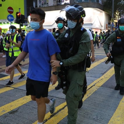 Police officers in action in Mong Kok. Photo: Dickson Lee