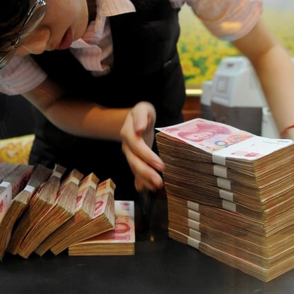 A more flexible yuan exchange rate has increased China’s monetary policy leeway, but the central bank’s former statistics chief says letting in capital unrestricted, while restricting outflows, could damage the domestic economy. Photo: Reuters