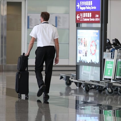 At the end of last year, Hong Kong’s two main airlines employed 4,100 pilots. Photo: Nora Tam