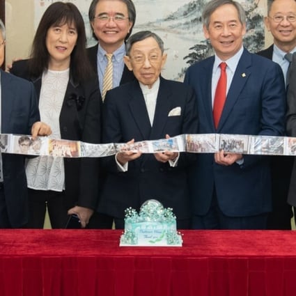 Hong Kong ‘godfather of journalism’ Raymond Roy Wong (centre) attends a signing ceremony for a HK$50 million donation to Baptist University on Wednesday. Photo: Facebook