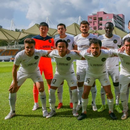 Hong Kong Premier League side R&F pose before taking on Lee Man at Mong Kok Stadium. Photo: HKFA