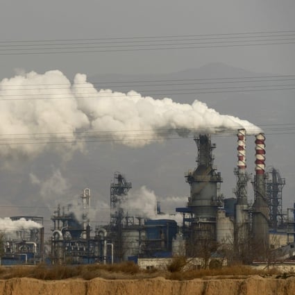 Scientists say China should aim to reach peak emissions before 2030. Photo: AP