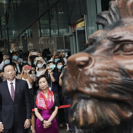 Peter Wong Tung-shun, deputy chairman and chief executive for Asia Pacific and Diana Cesar, CEO for Hong Kong at HSBC attend a blessing ceremony of the iconic lion sculptures at the bank’s headquarters in Central, Hong Kong on October 22, 2020. Photo: Felix Wong