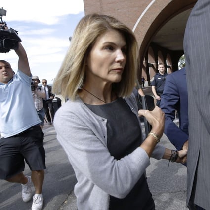 Actress Lori Loughlin has reported to a federal prison in California to begin serving her two-month sentence for her role in the college admissions bribery scandal. Photo: AP Photo