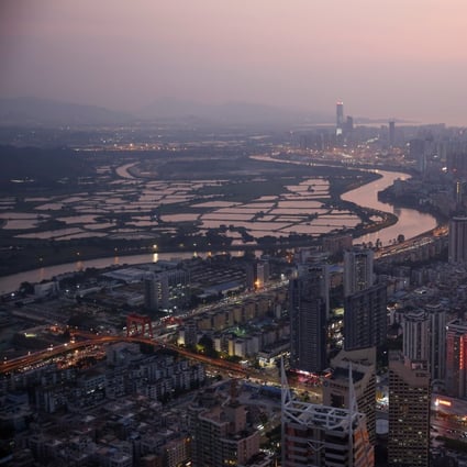 Hong Kong (left) and Shenzhen are separated by the Shenzhen River. Photo: Reuters