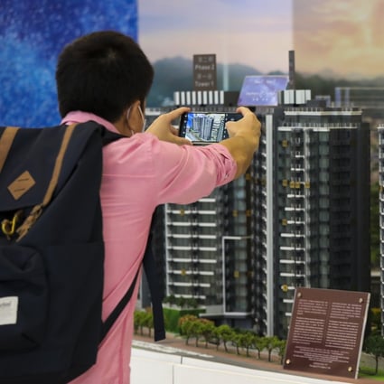 Mortgages for complete and incomplete properties plummeted in October, according to mReferral and the Land Registry. Photo: K Y Cheng