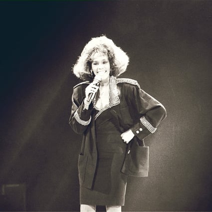 Whitney Houston performs at the first of her three Hong Kong concerts on November 18, 1988. Photo: SCMP
