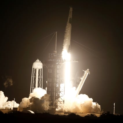 A SpaceX Falcon 9 rocket, with the Crew Dragon capsule, is launched carrying four astronauts on November 15, 2020. Photo: Reuters